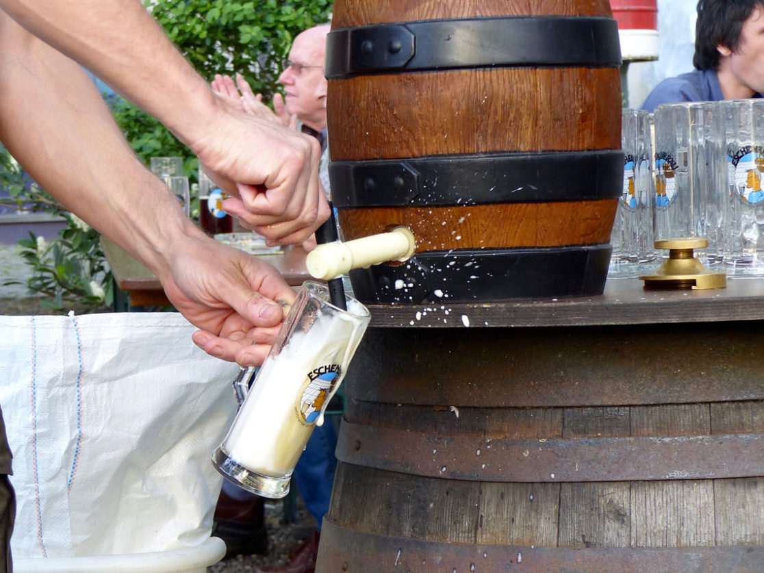 o zapft is im Eschenbräu